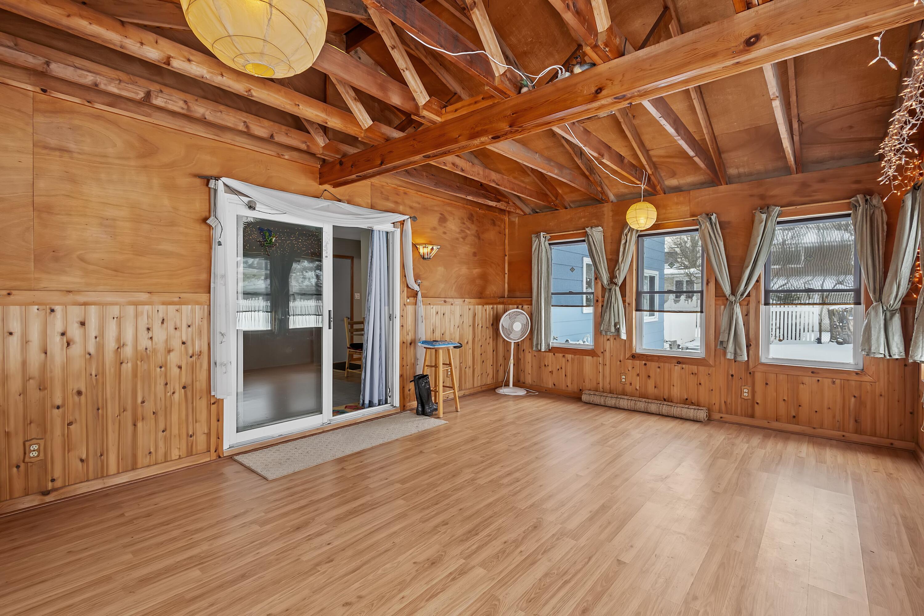 7748 Delaware Place Merrillville, IN 46410 - Photo 11 of 34 3000x2000