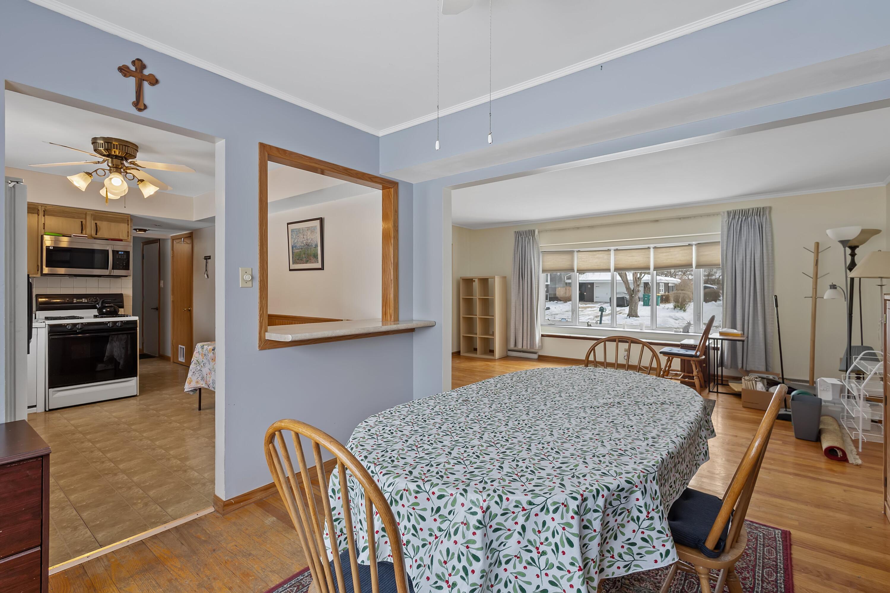 7748 Delaware Place Merrillville, IN 46410 - Photo 14 of 34 3000x2000