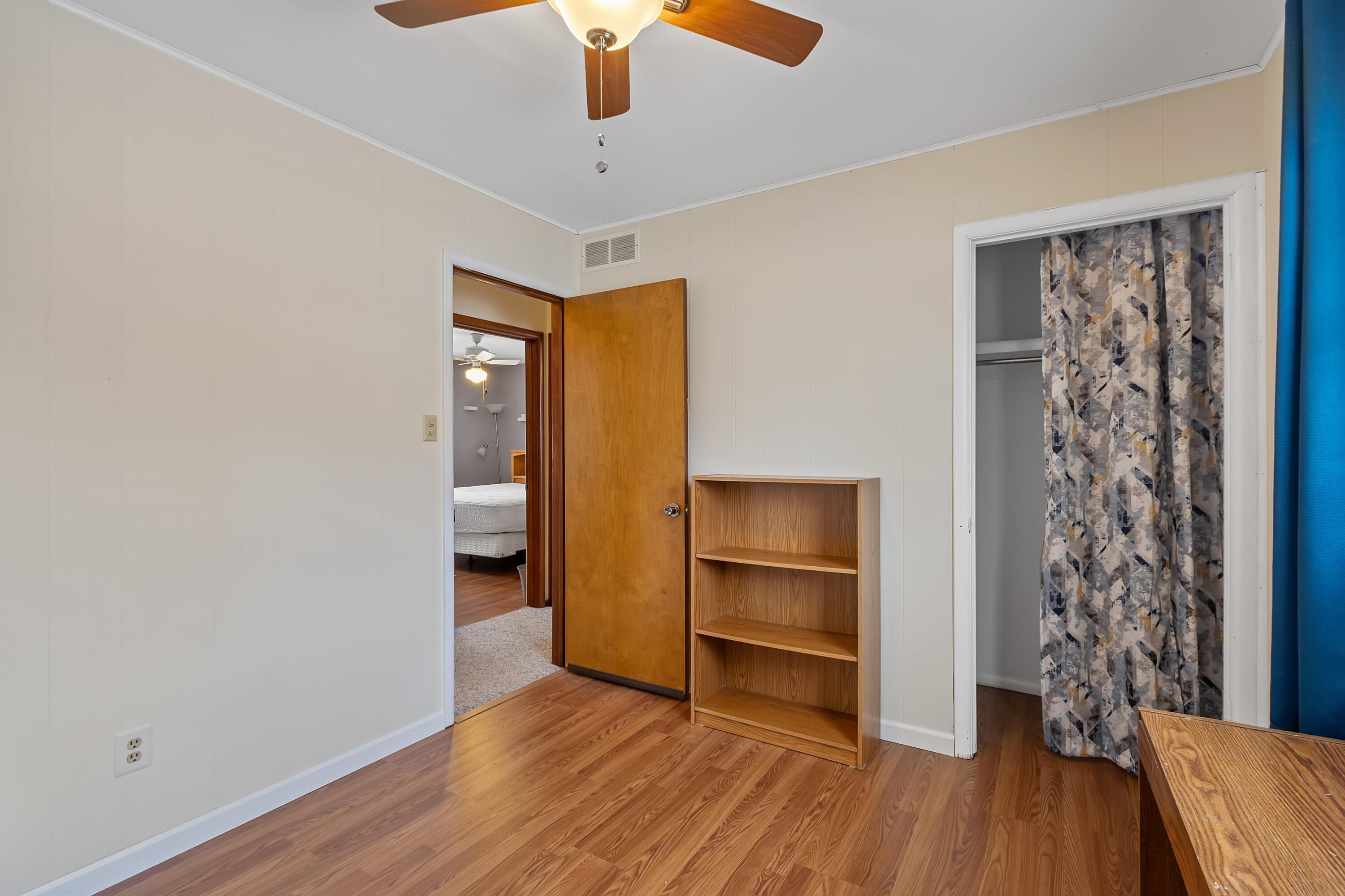 7748 Delaware Place Merrillville, IN 46410 - Photo 24 of 34 3000x2000