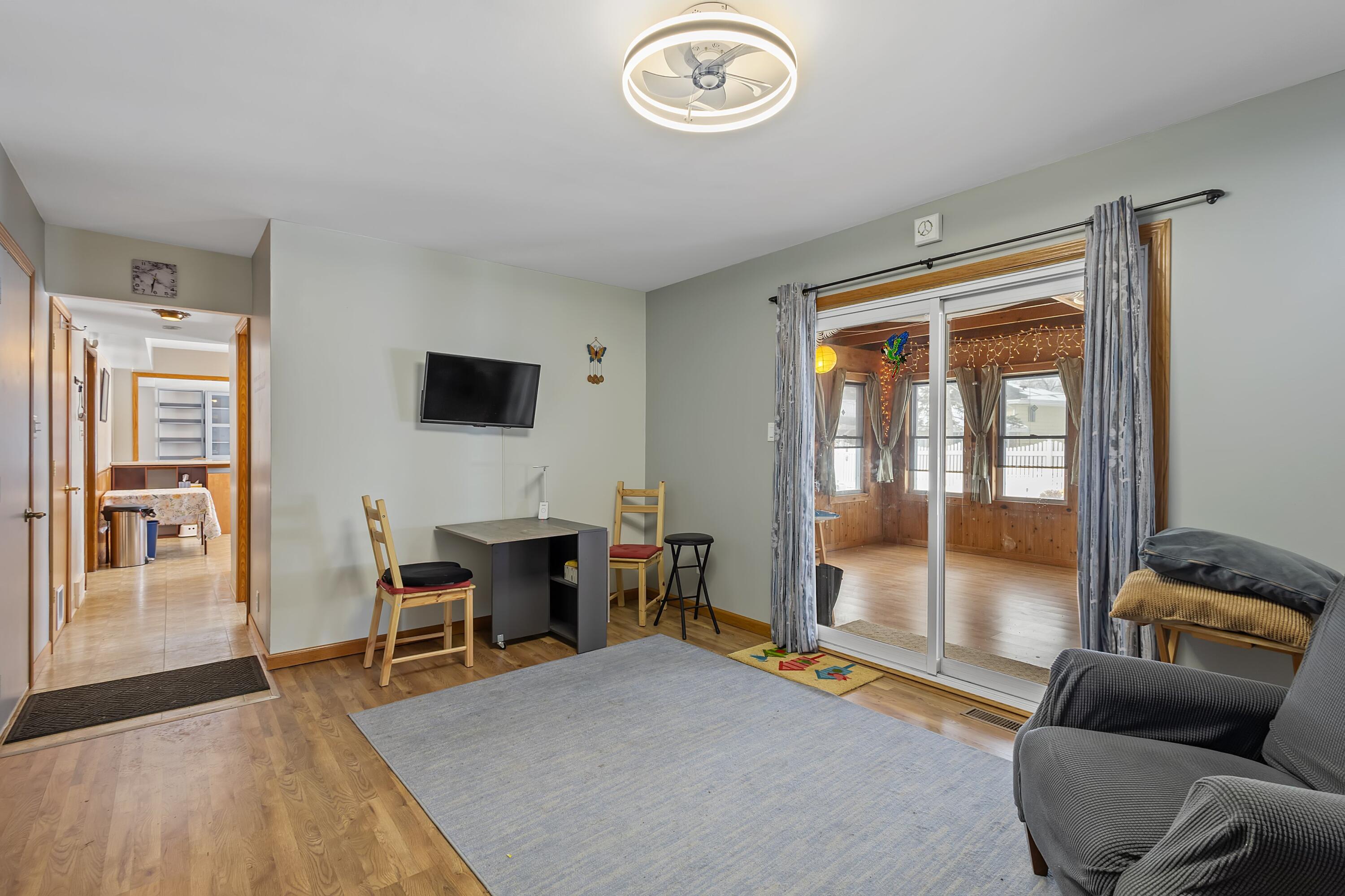 7748 Delaware Place Merrillville, IN 46410 - Photo 8 of 34 3000x2000