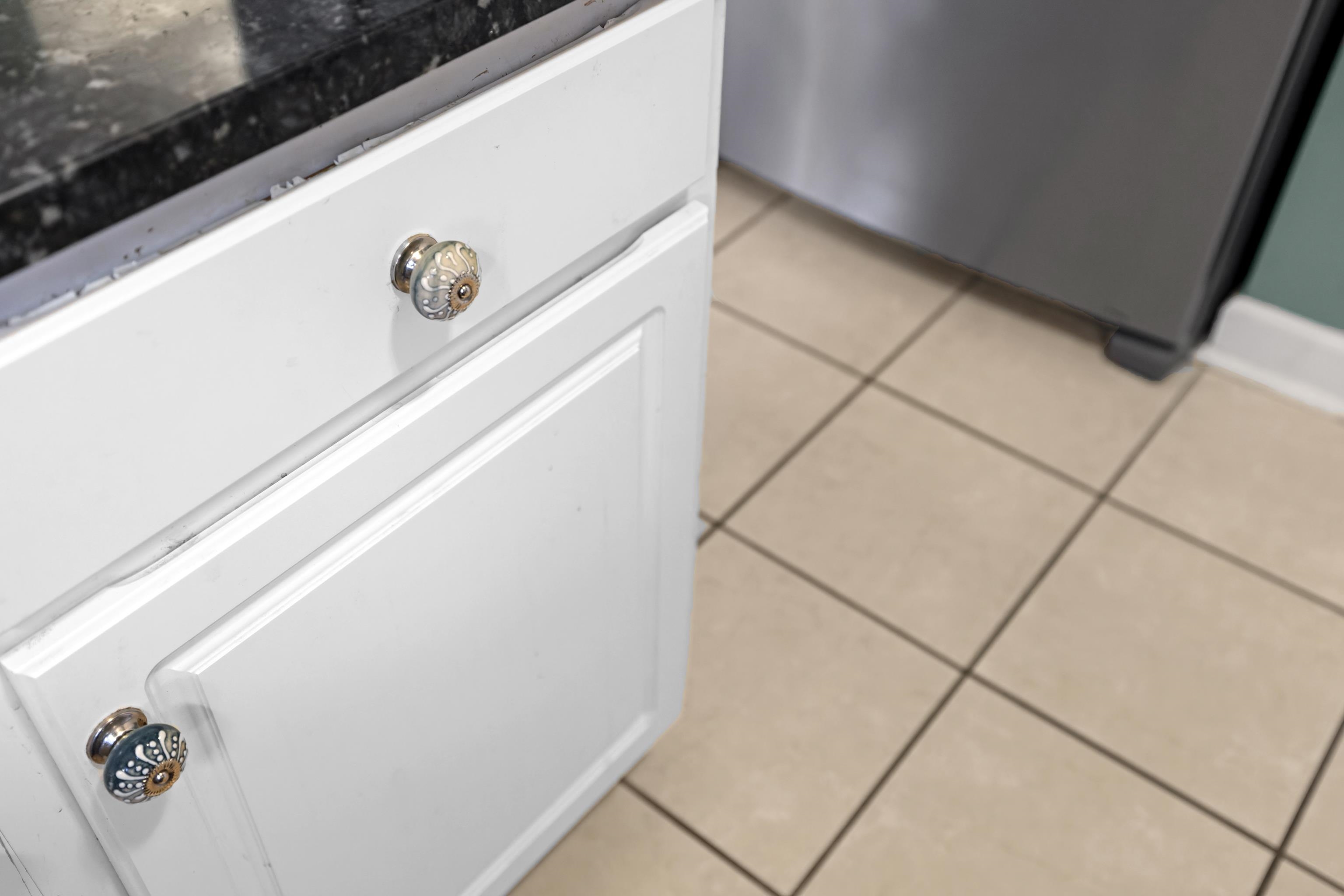 48 Meadow Ridge Road Waynesboro, VA 22980 - Photo 24 of 71 a close up view of washer and dryer