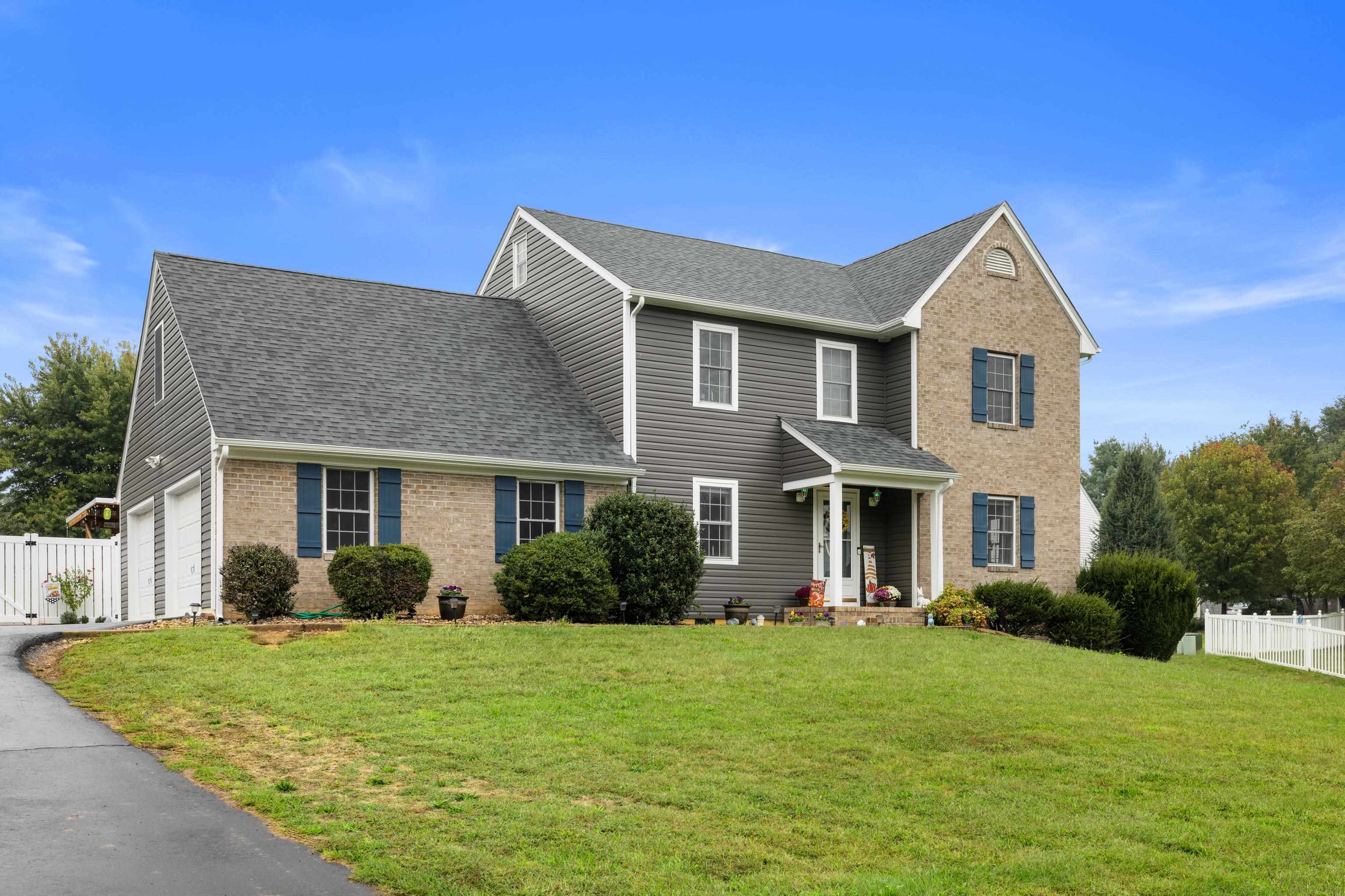 48 Meadow Ridge Road Waynesboro, VA 22980 - Photo 4 of 71 a front view of house with yard and green space