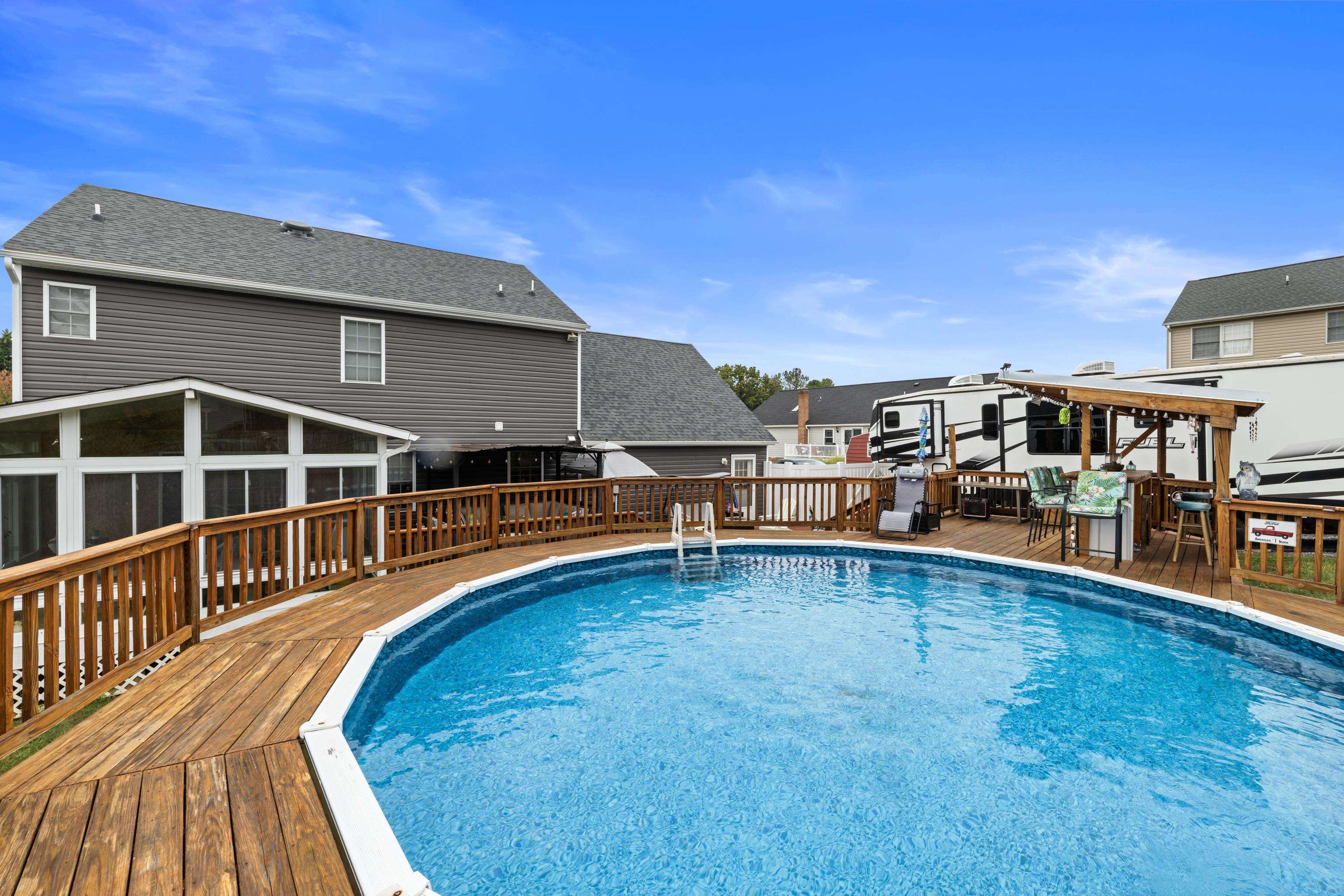 48 Meadow Ridge Road Waynesboro, VA 22980 - Photo 54 of 71 a view of a balcony with chairs