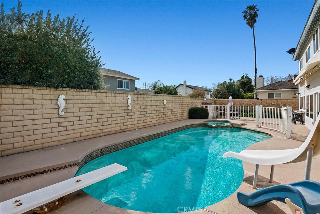 23850 Vía Jacara Valencia, CA 91355 - Photo 35 of 41 a view of a terrace with a chair