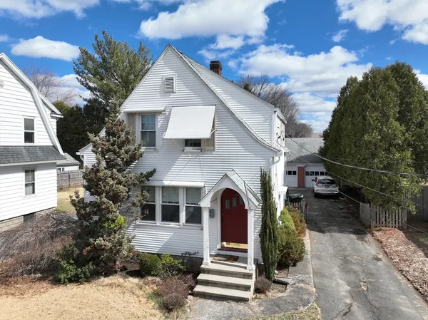$280,000 | 35 Dresser Avenue, Chicopee, MA 01013