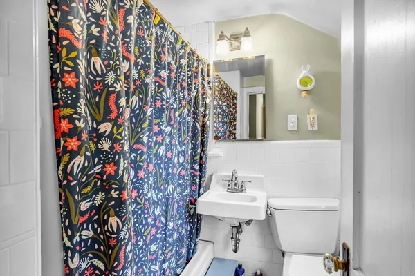 $280,000 | 35 Dresser Avenue, Chicopee, MA 01013