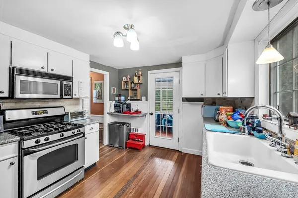 $280,000 | 35 Dresser Avenue, Chicopee, MA 01013