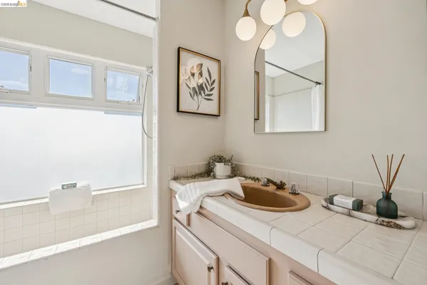 $1,495,000 | 1221 Grizzly Peak Boulevard, Berkeley, CA 94708