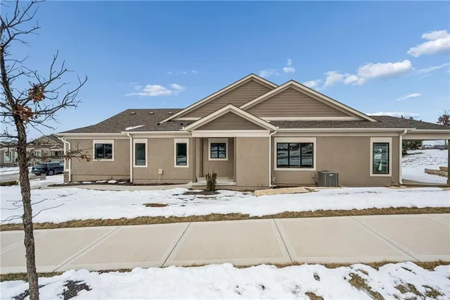 $579,950 | 11429 South Millridge Street, Olathe, KS 66061