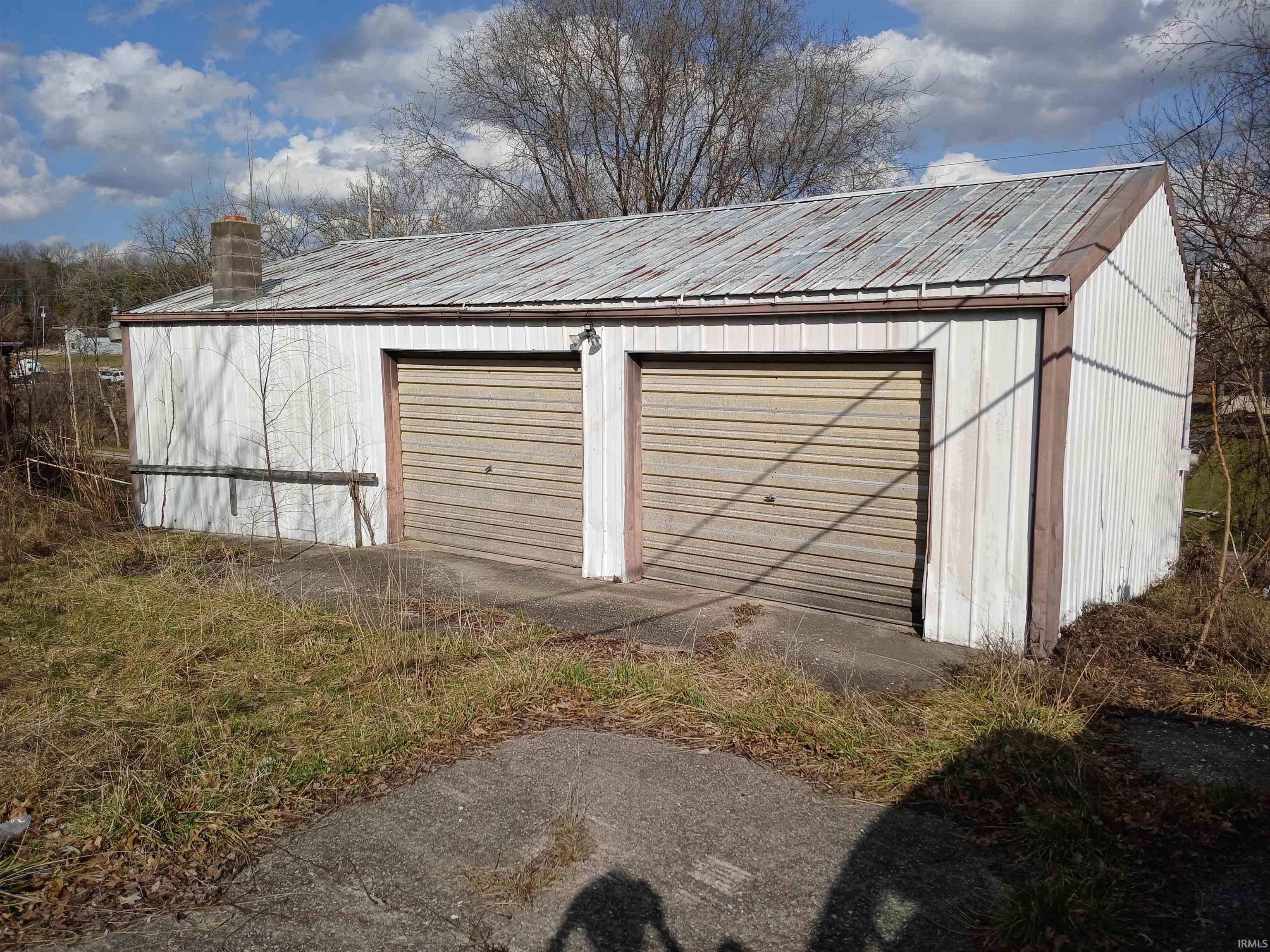 1306 1st Street Bedford, IN 47421 - Photo 2 of 26