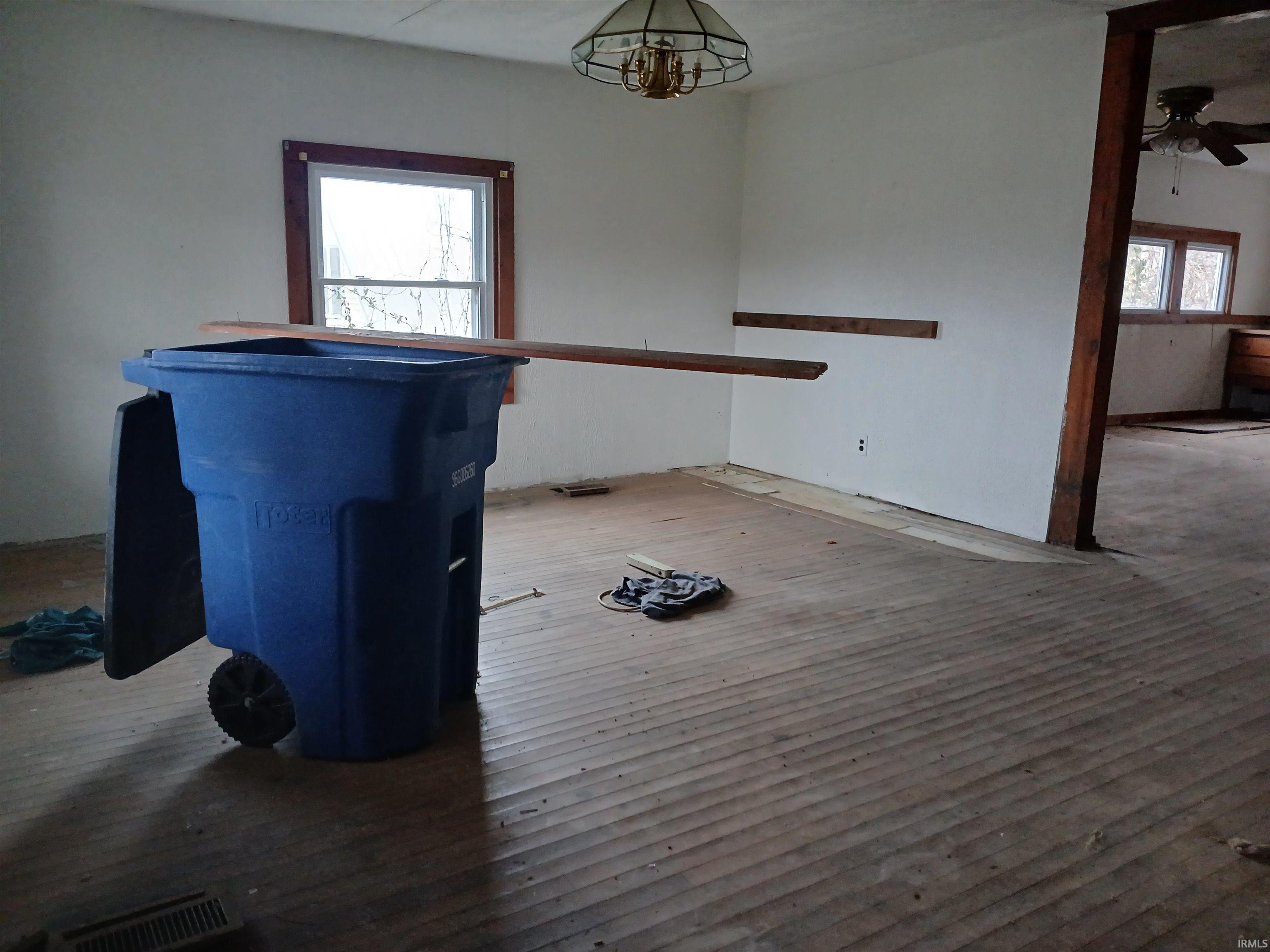 1306 1st Street Bedford, IN 47421 - Photo 5 of 26