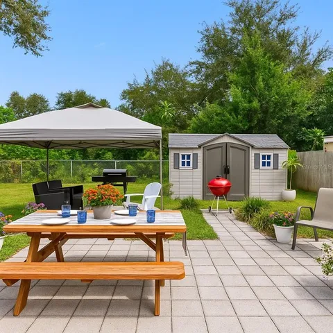 $479,000 | 237 East Mineola Drive, Belleair Bluffs, FL 33770