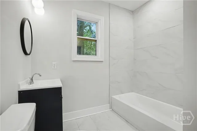 $1,495 | 121 West 61st Street, Savannah, GA 31405