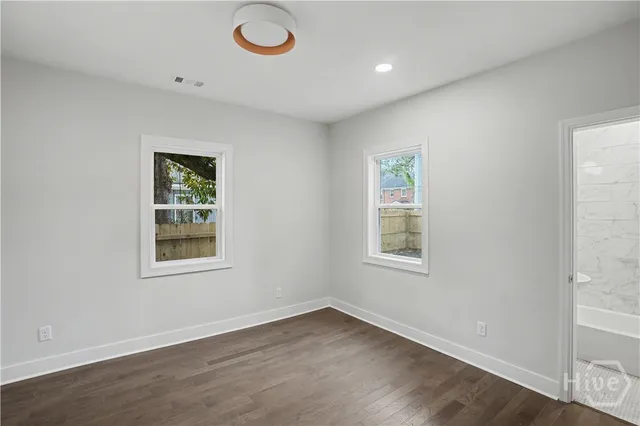 $1,495 | 121 West 61st Street, Savannah, GA 31405