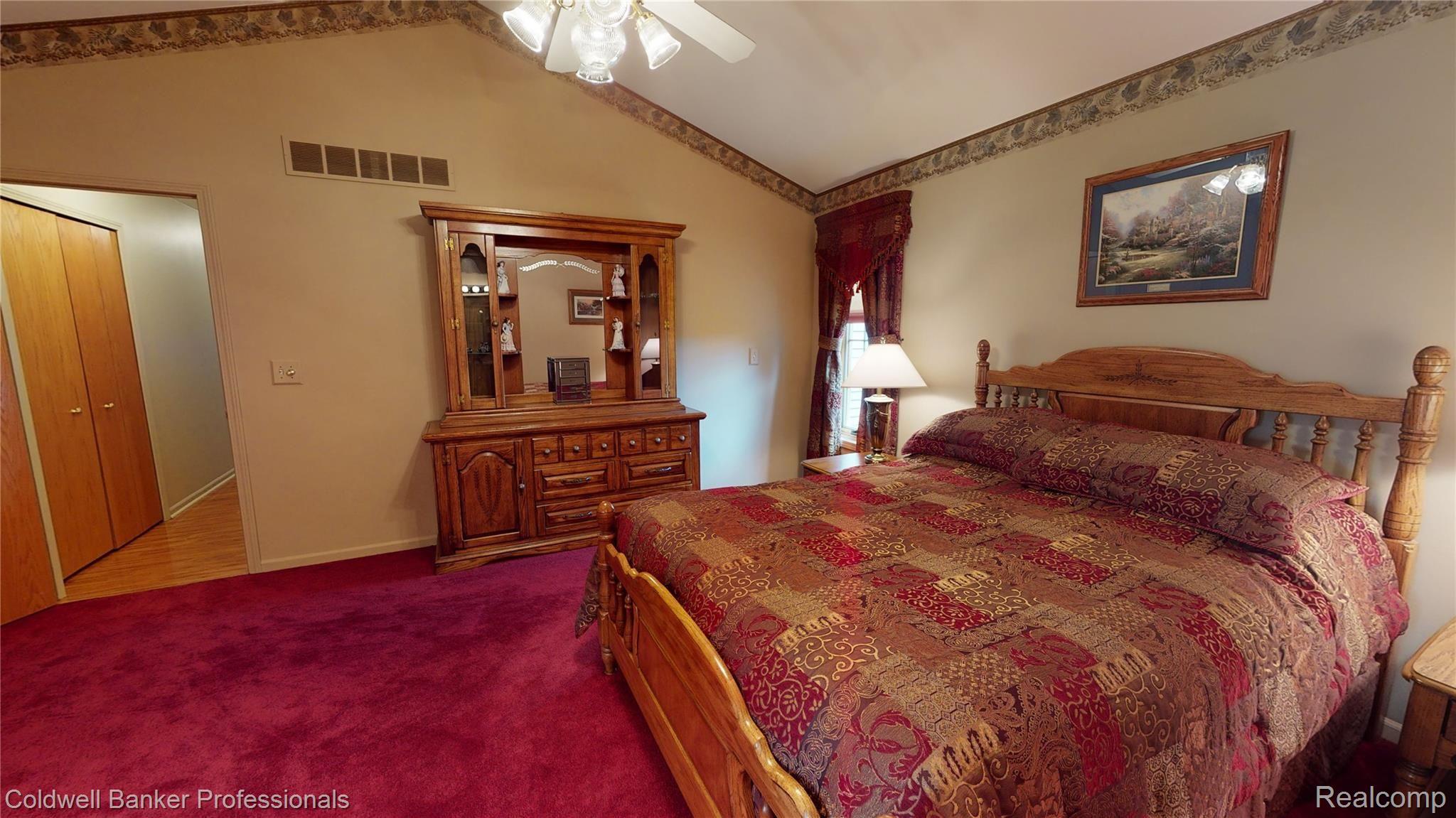 935 North Summers Road Imlay City, MI 48444 - Photo 56 of 73 Bedroom master 3.jpg