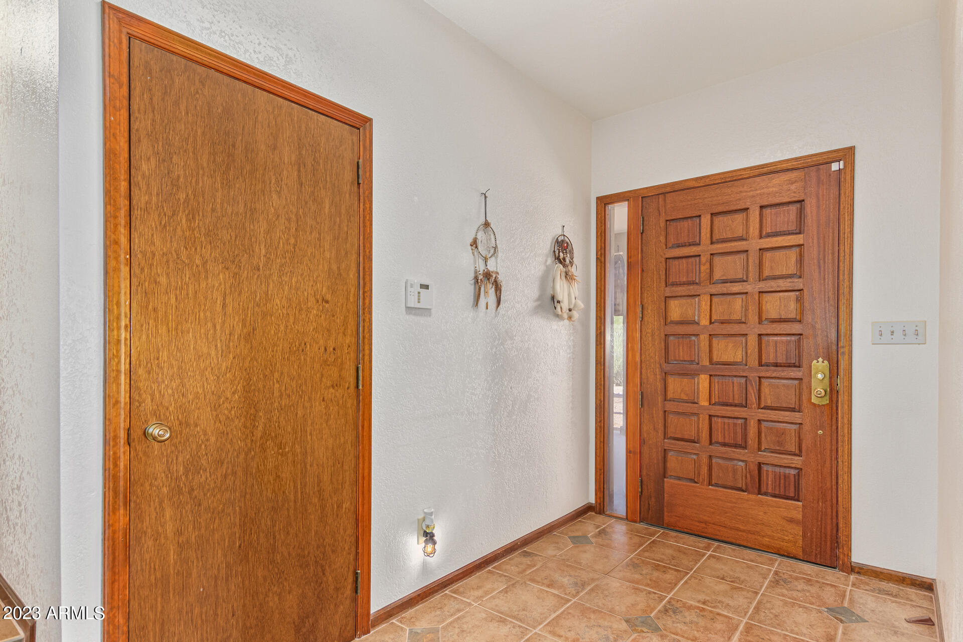 5463 North Wolverine Pass Road Apache Junction, AZ 85119 - Photo 17 of 50 Entry (interior)