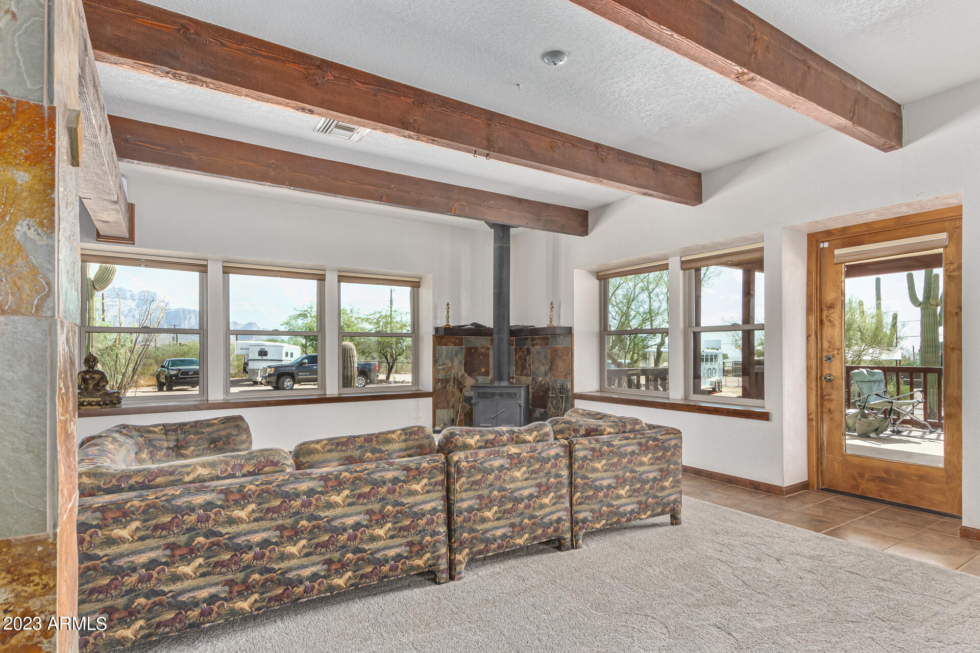 5463 North Wolverine Pass Road Apache Junction, AZ 85119 - Photo 18 of 50 Great room