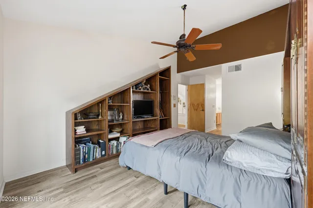 $379,000 | 3526 Bridgewood Drive, Jacksonville, FL 32277