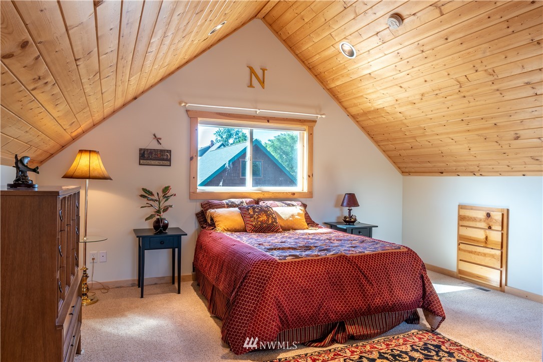 20 Roses Lake Lane Manson, WA 98831 - Photo 7 of 25 Gallery Image 7