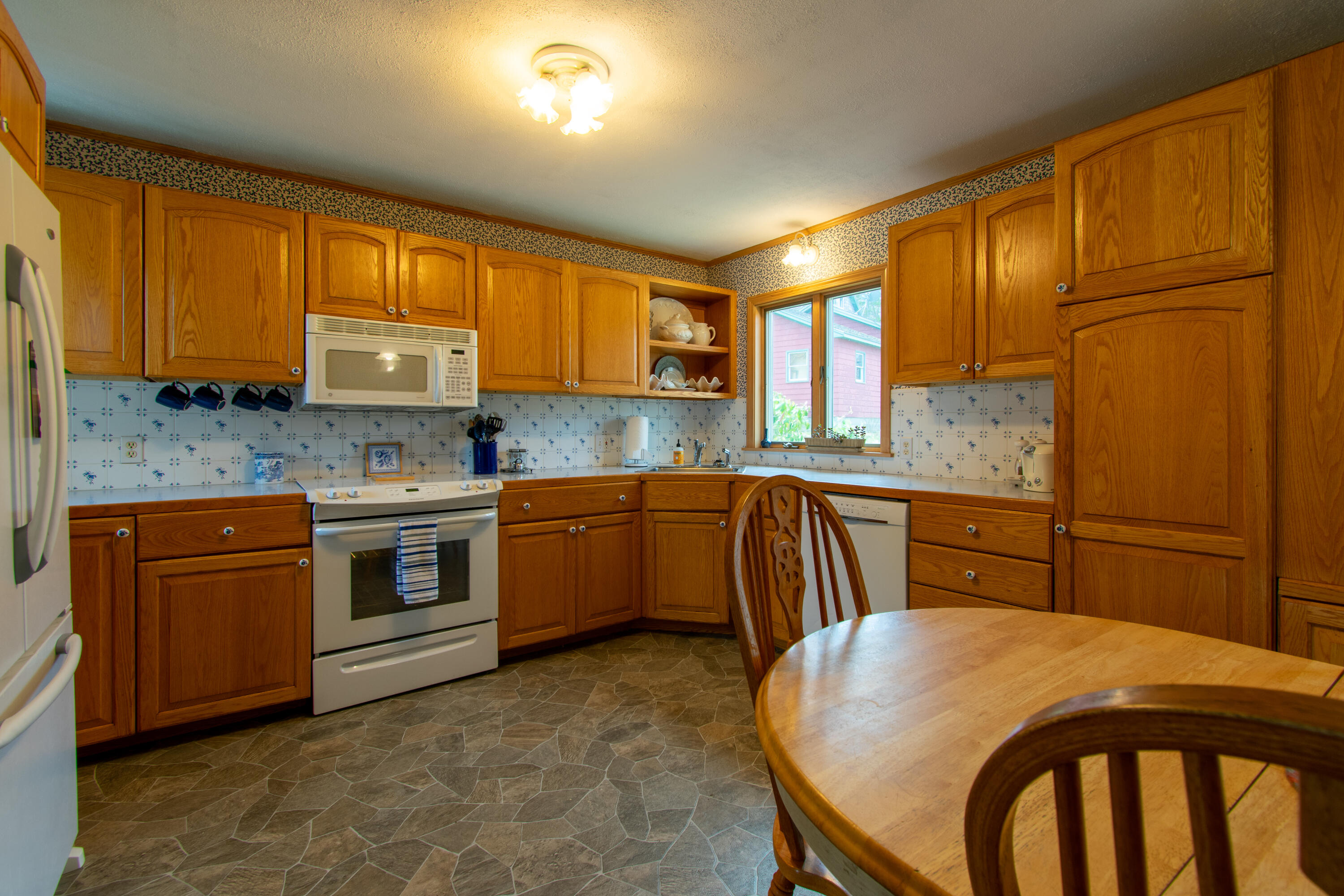 313 Pendleton Point Road Islesboro, ME 04848 - Photo 9 of 35 313 Pendleton Point Road, Islesboro