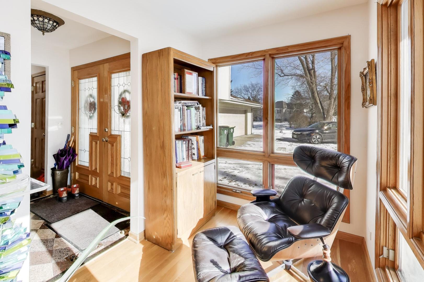 926 Braeburn Road Inverness, IL 60067 - Photo 15 of 54