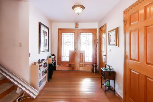 $850,000 | 926 Braeburn Road, Inverness, IL 60067