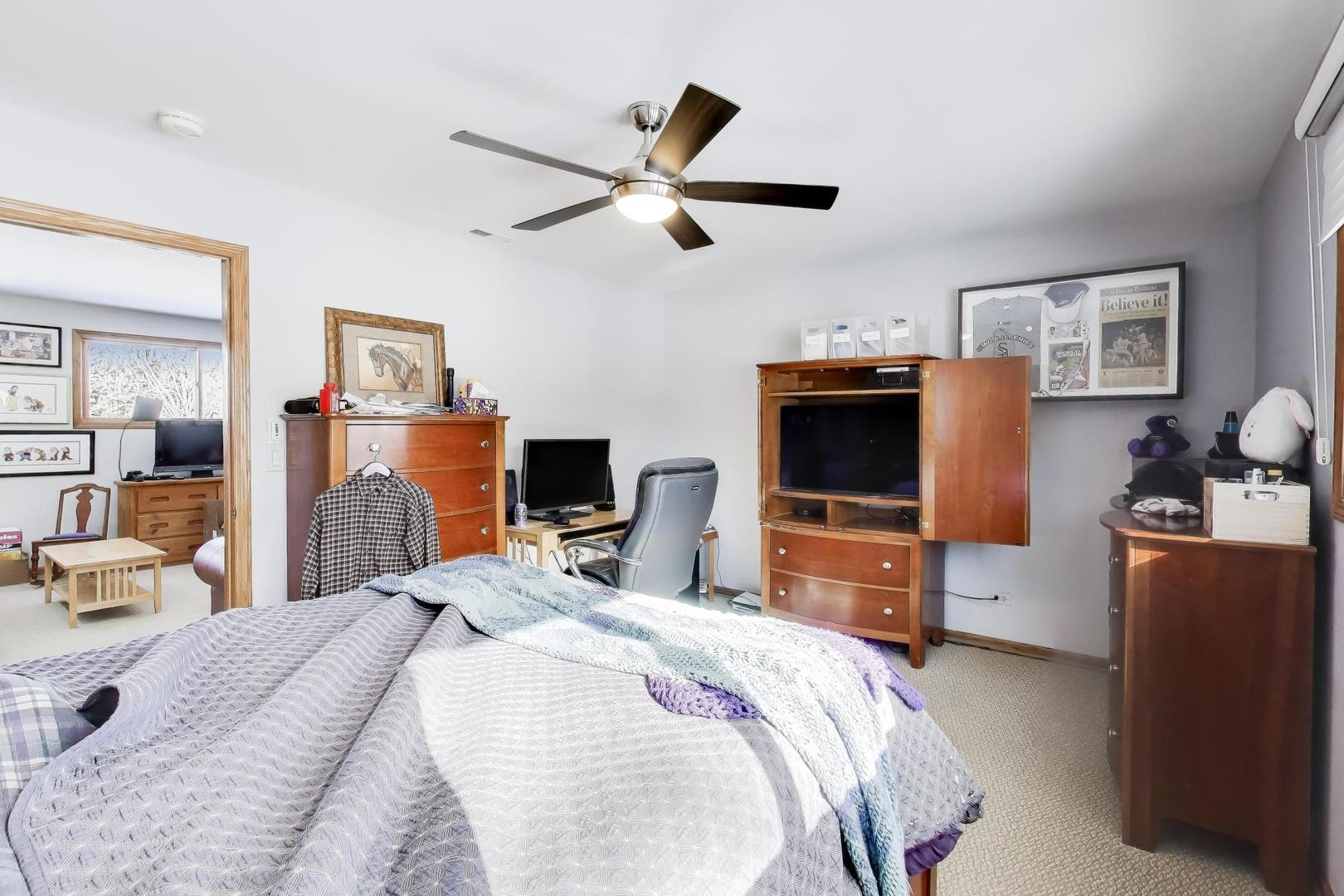 926 Braeburn Road Inverness, IL 60067 - Photo 33 of 54