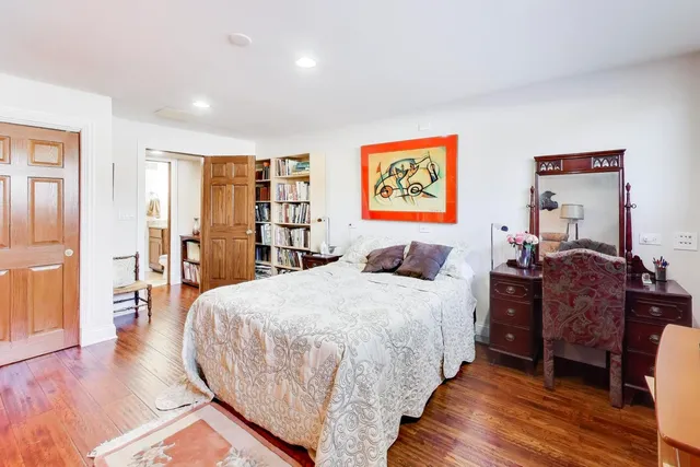 $850,000 | 926 Braeburn Road, Inverness, IL 60067