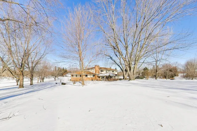 $850,000 | 926 Braeburn Road, Inverness, IL 60067