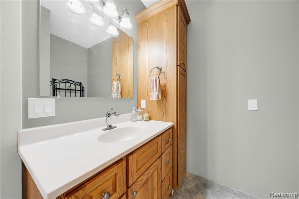 4266 McCandlish Road Grand Blanc, MI 48439 - Photo 34 of 68