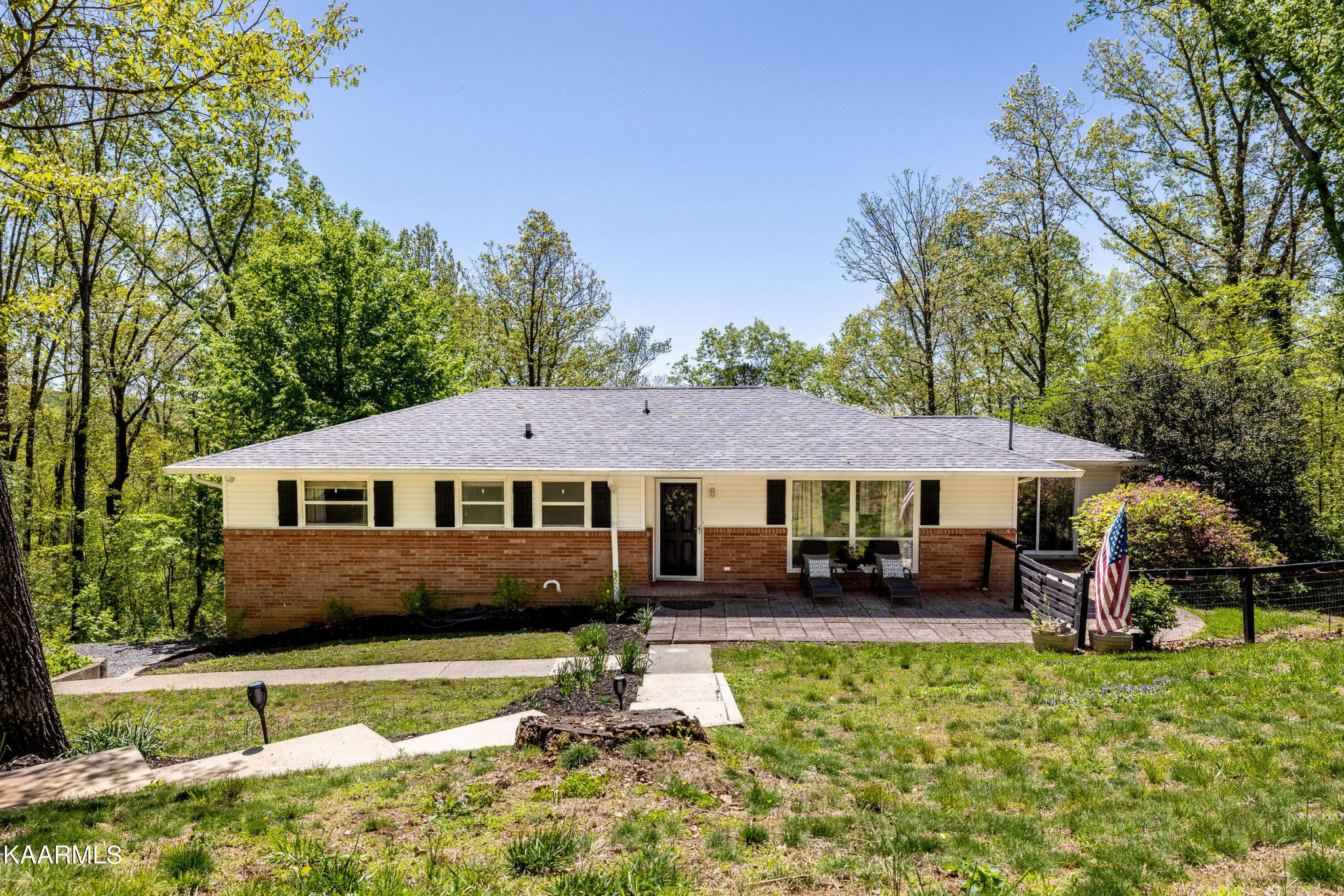 103 Morgan Road Oak Ridge, TN 37830 - Photo 1 of 42 Gallery Image 1