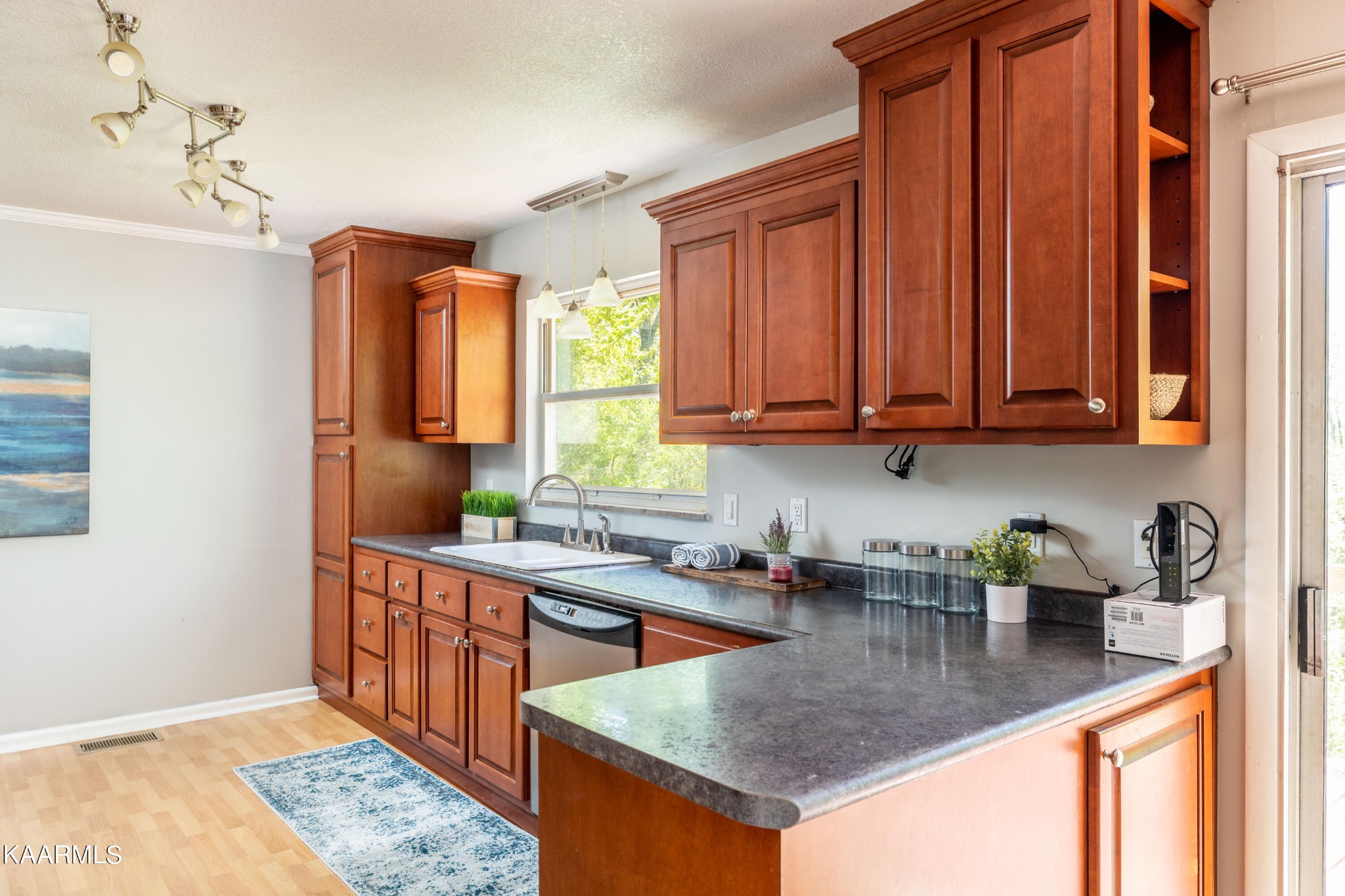 103 Morgan Road Oak Ridge, TN 37830 - Photo 11 of 42 Gallery Image 11