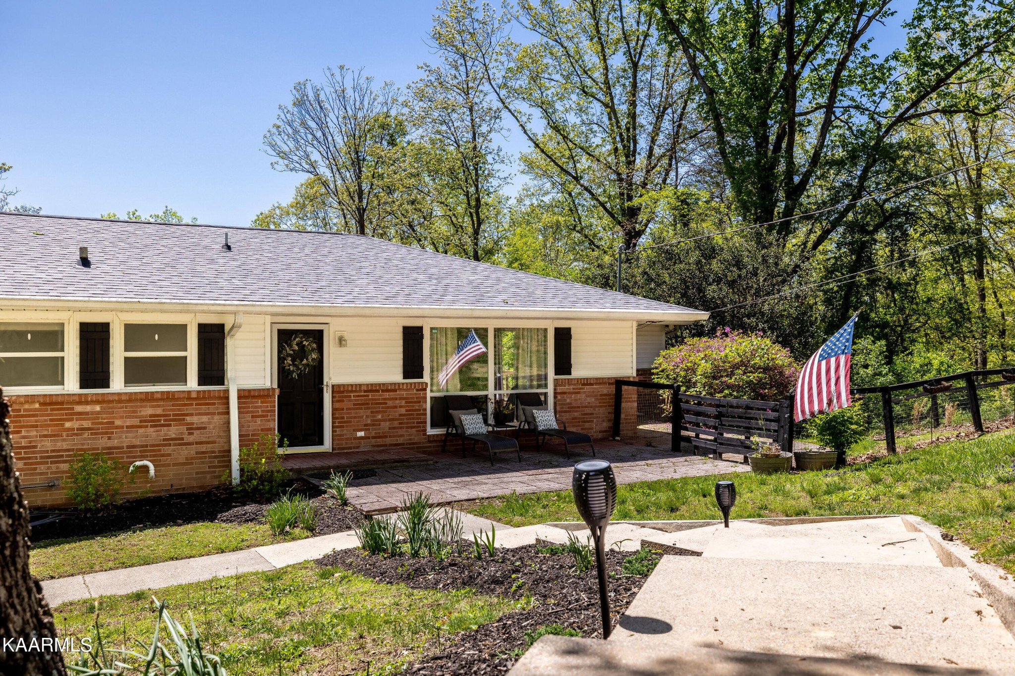 103 Morgan Road Oak Ridge, TN 37830 - Photo 3 of 42 Gallery Image 3