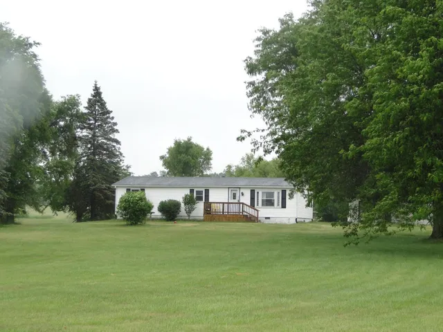 $240,000 | 612 West 100 South, Hebron, IN 46341