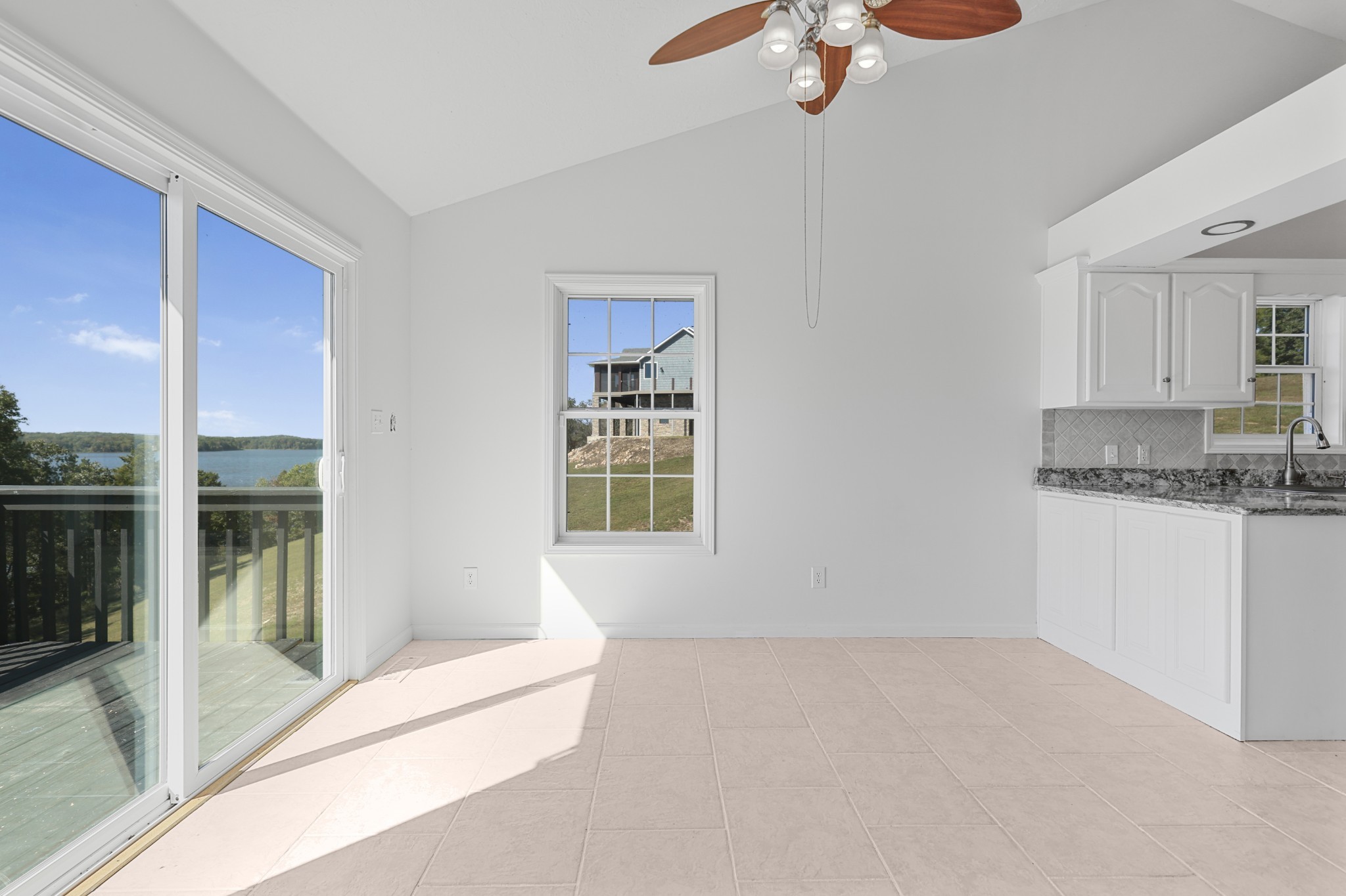 185 Sunset Pass Big Sandy, TN 38221 - Photo 14 of 52