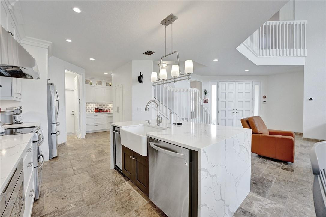 23347 Water Circle Boca Raton, FL 33486 - Photo 10 of 61 Photo 10