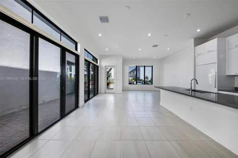 $1,049,000 | 8120 Northwest 43rd Street, Doral, FL 33166