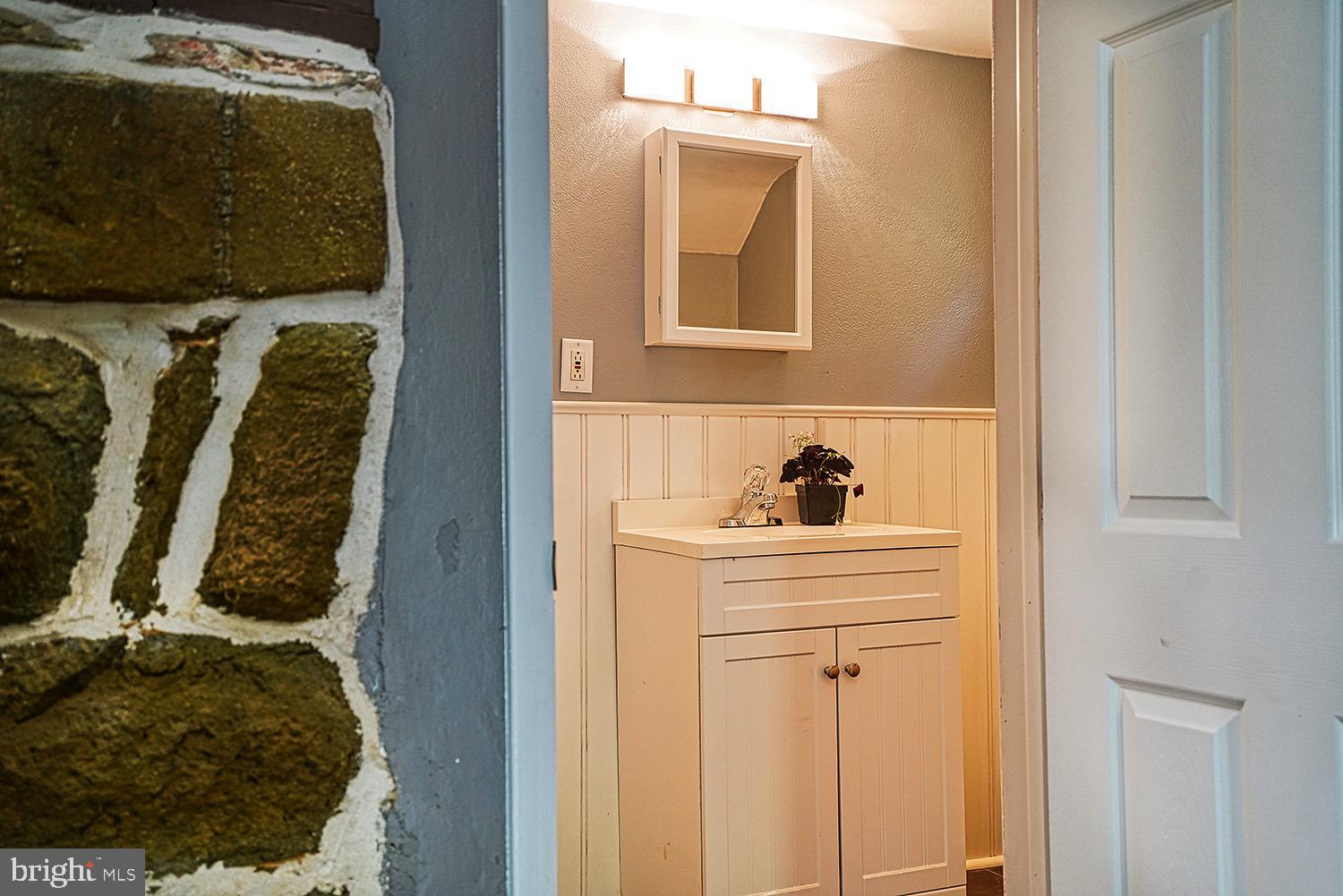 87 Airport Road Nottingham, PA 19362 - Photo 6 of 14 Plus a charming first floor powder room