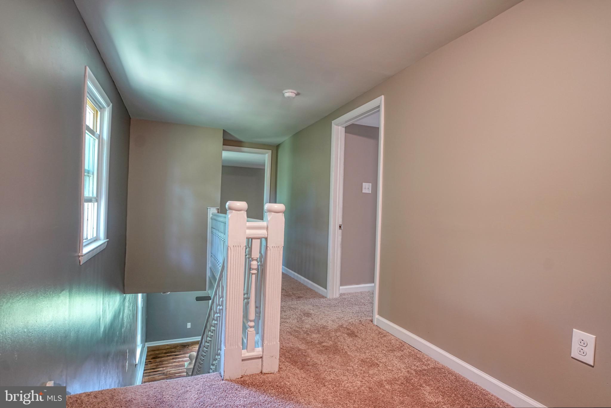 87 Airport Road Nottingham, PA 19362 - Photo 7 of 14 Roomy upstairs landing