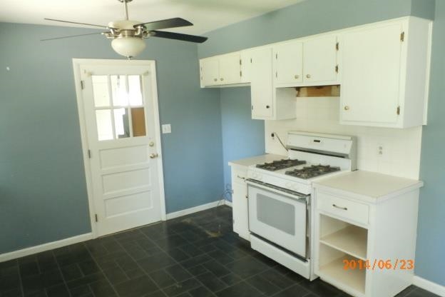 825 Smith Road Mount Vernon, IN 47620 - Photo 3 of 9 Gallery Image 3