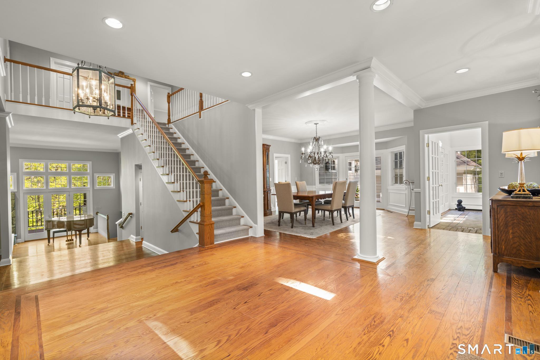 324 Nod Hill Road Wilton, CT 06897 - Photo 2 of 39