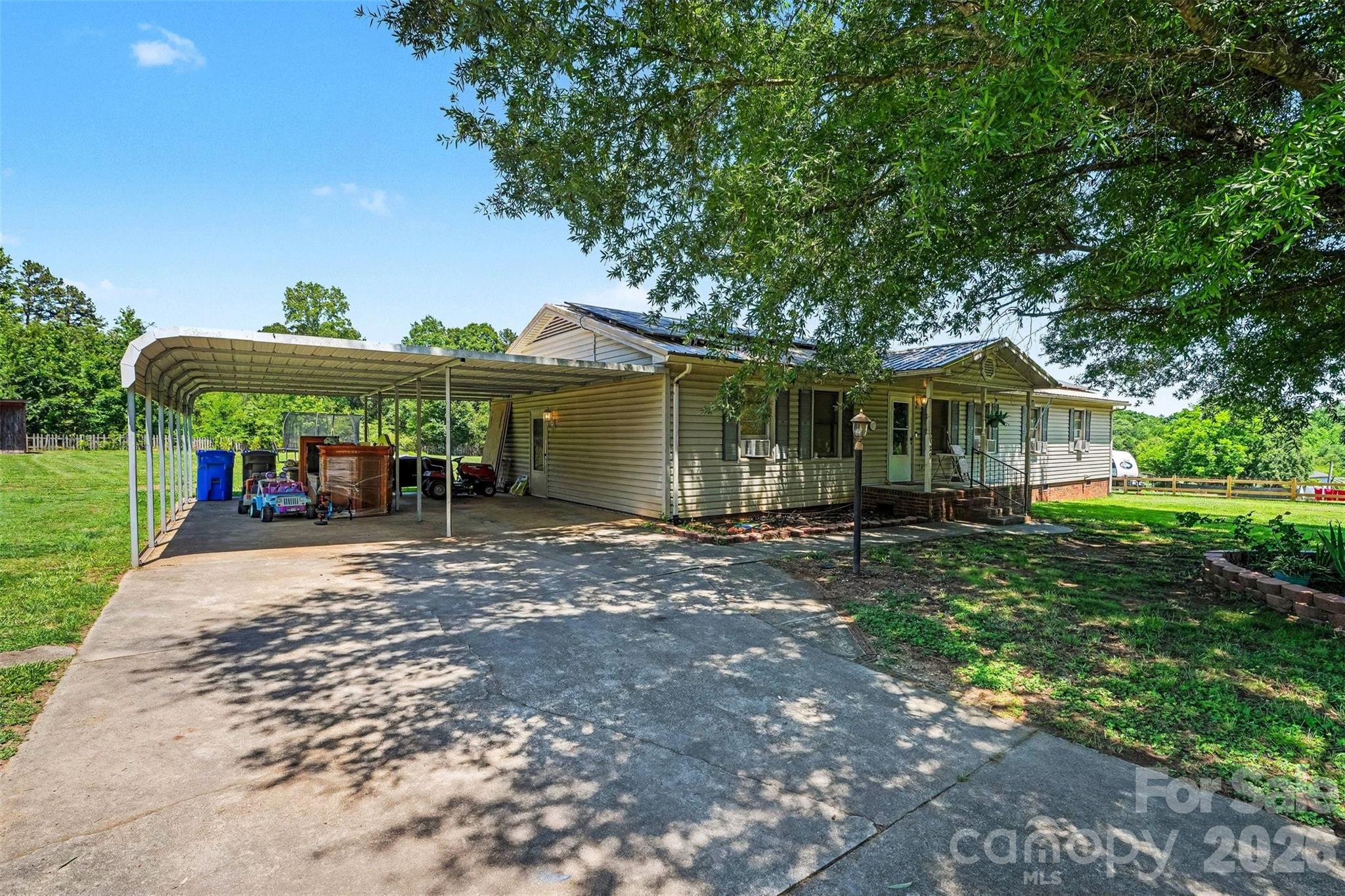 129 Laura Road Mooresville, NC 28117 - Photo 4 of 28