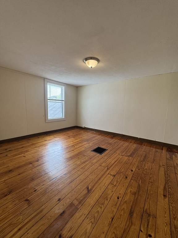 46 Old Amherst Road Sunderland, MA 01375 - Photo 17 of 24