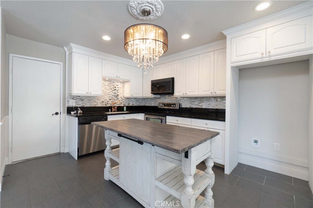 3423 Revere Road Riverside, CA 92503 - Photo 12 of 59