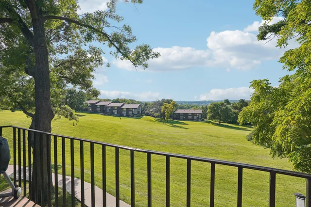 $220,000 | 83 Red Chimney Road, Unit 6, Geneva, WI 53147