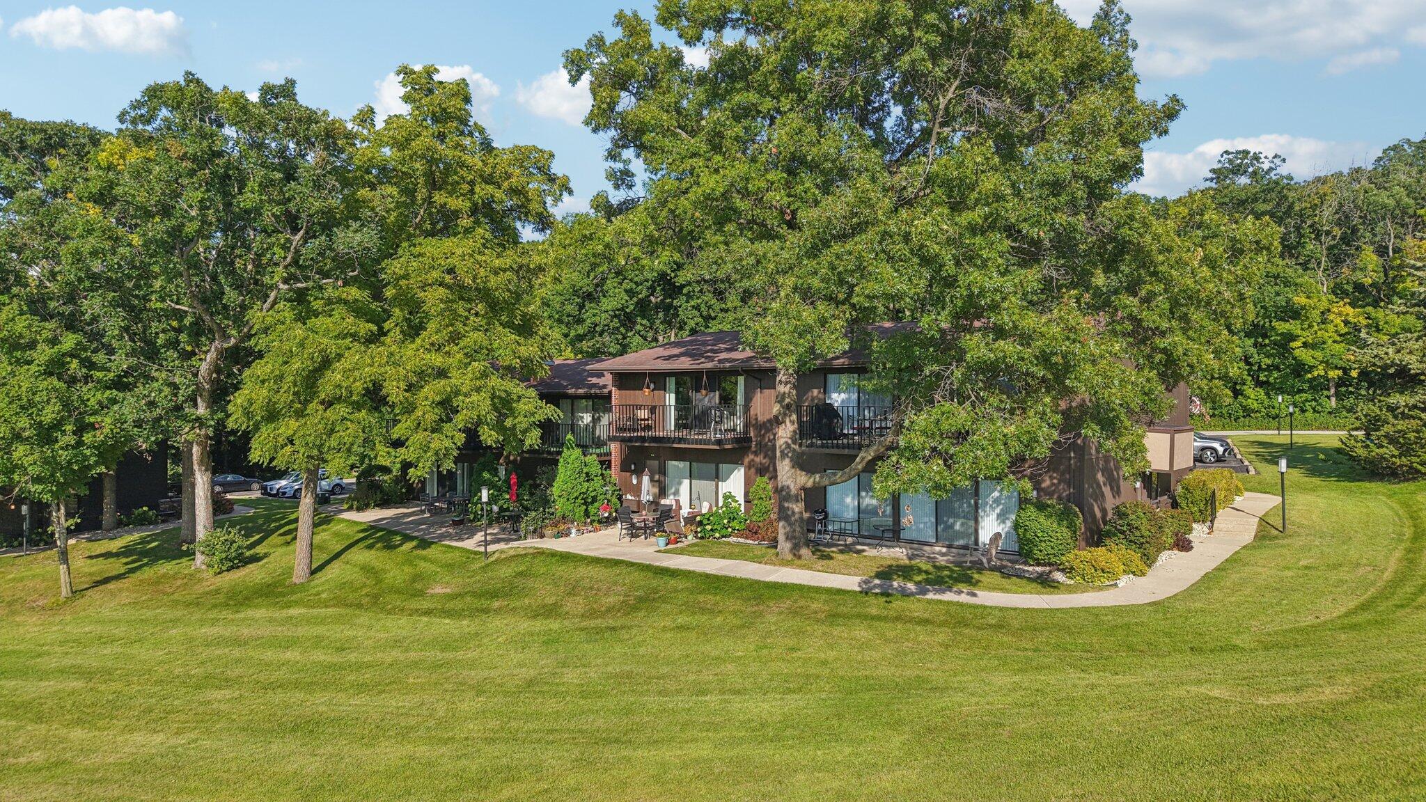 83 Red Chimney Road, Unit 6 Geneva, WI 53147 - Photo 13 of 15 42-web-or-mls-Red Chimney Rd 6-S2908-042