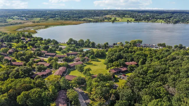 $220,000 | 83 Red Chimney Road, Unit 6, Geneva, WI 53147