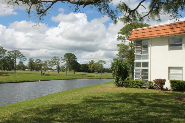 $124,500 | 1225 Northwest 21st Street, Unit 212115, Stuart, FL 34994