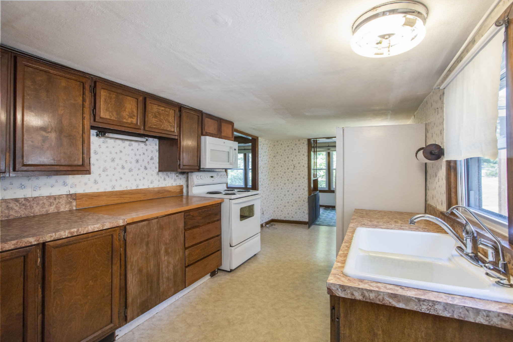 1231 Miller Road Plainwell, MI 49080 - Photo 8 of 20 NDP DNGs_16
