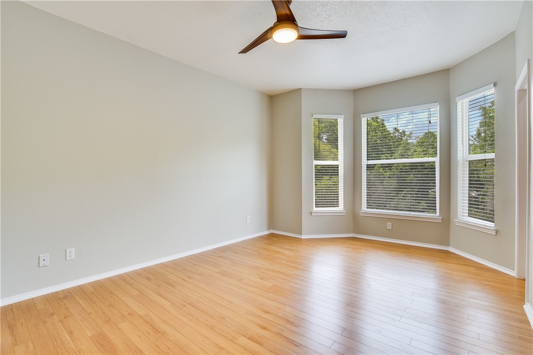 3011 Fruth Street, Unit 302 Austin, TX 78705 - Photo 11 of 16